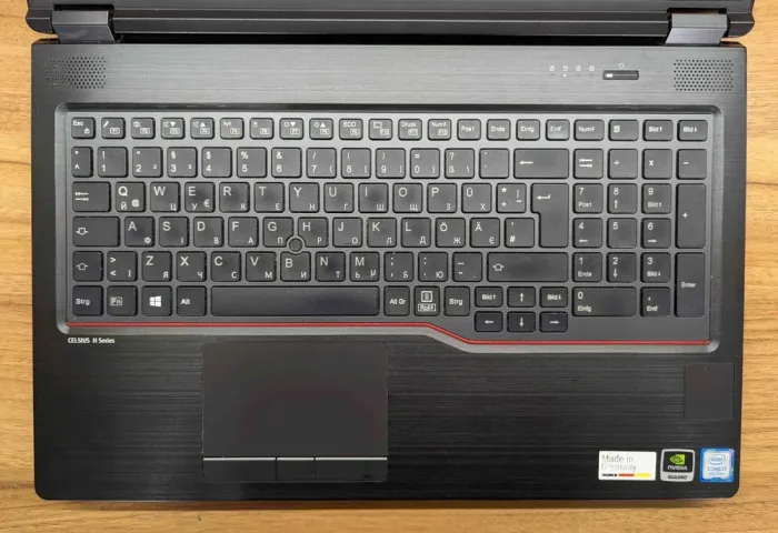 Мобільна робоча станція Б-клас Fujitsu Celsius H780 / 15.6" (1920x1080) IPS / Intel Core i7-8750H (6 (12) ядер по 2.2 - 4.1 GHz) / 32 GB DDR4 / 512 GB SSD / nVidia Quadro P600, 4 GB GDDR5, 128-bit / 4G / HDMI / Windows 10 б/в - зображення 4