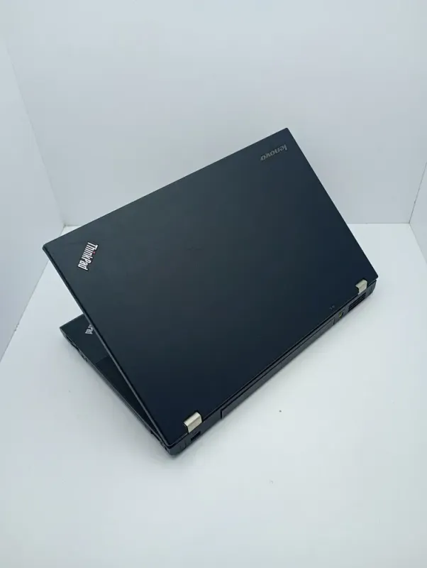 Ноутбук Lenovo ThinkPad T530 / 15.6" (1600x900) TN / Intel Core i5-3320M (2 (4) ядра по 2.6 - 3.3 GHz) / 6 GB DDR3 / 500 GB HDD / nVidia NVS 5400M, 1 GB GDDR3, 128-bit / WebCam б/в - зображення 7
