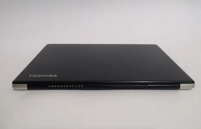 Ультрабук Toshiba Tecra X40-E / 14" (1920x1080) IPS Touch / Intel Core i5-8250U (4 (8) ядра по 1.6 - 3.4 GHz) / 8 GB DDR3 / 256 GB SSD / Intel UHD Graphics 620 / WebCam / Win 10 Pro б/в - зображення 7