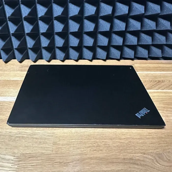 Ультрабук Lenovo ThinkPad E14 G1 / 14" (1920x1080) IPS / Intel Core i3-10110U (2 (4) ядра по 2.1 - 4.2 GHz) / 8 GB DDR4 / 256 GB SSD / Intel UHD Graphics / WebCam б/в - зображення 7