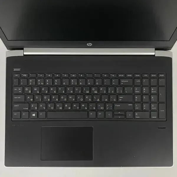 Ноутбук HP ProBook 450 G5 / 15.6" (1366x768) TN / Intel Core i5-8250U (4 (8) ядра по 1.6 - 3.4 GHz) / 16 GB DDR4 / 256 GB SSD / Intel UHD Graphics 620 / WebCam / Fingerprint б/в - зображення 3