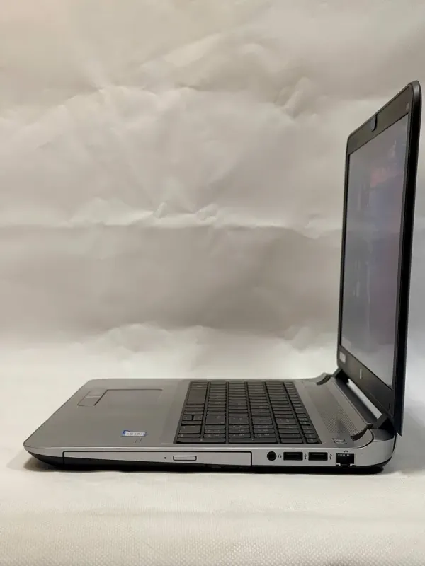 Ноутбук HP ProBook 450 G3 / 15.6" (1366x768) TN / Intel Core i5-6200U (2 (4) ядра по 2.3 - 2.8 GHz) / 8 GB DDR3 / 128 GB SSD / Intel HD Graphics 520 / WebCam / DVD-ROM б/в - зображення 6