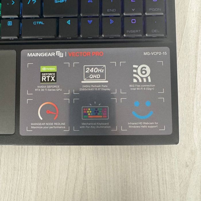 Ігровий ноутбук Maingear Vector Pro MG-VCP2 / 15.6" (2560x1440) IPS / AMD Ryzen 9 6900HX (8 (16) ядер по 3.3 - 4.9 GHz) / 16 GB DDR5 / 1000 GB SSD NVMe / nVidia GeForce RTX 3080, 16 GB GDDR6, 256-bit / WebCam б/в - зображення 9