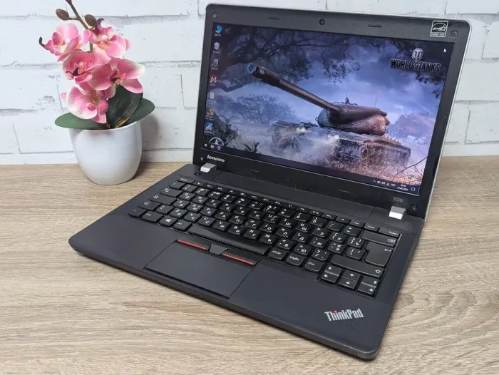 Ноутбук Б-клас Lenovo ThinkPad Edge E330 / 13.3" (1366x768) TN / Intel Core i5-3210M (2 (4) ядра по 2.5 - 3.1 GHz) / 8 GB DDR3 / 256 GB SSD / nVidia GeForce 610M, 1 GB GDDR3, 64-bit / WebCam б/в - зображення 5