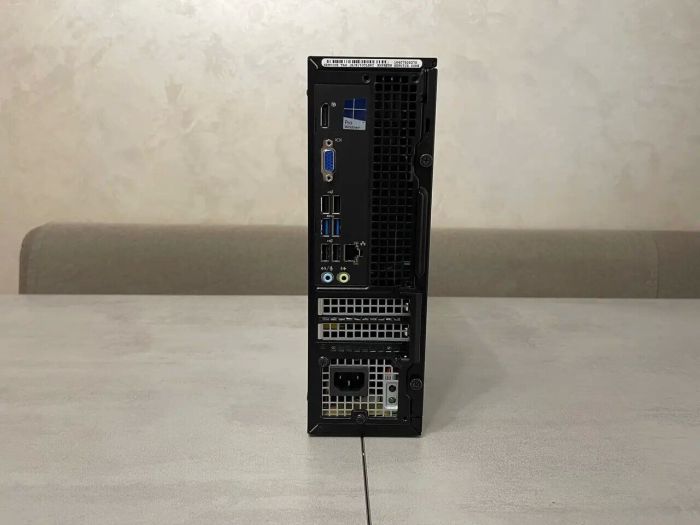 Комп'ютер Dell OptiPlex 3020 SFF / Intel Core i3-4160 (2 (4) ядра по 3.6 GHz) / 8 GB DDR3 / 128 GB SSD / Intel HD Graphics 4400 / DVD-RW / DisplayPort б/в - зображення 3