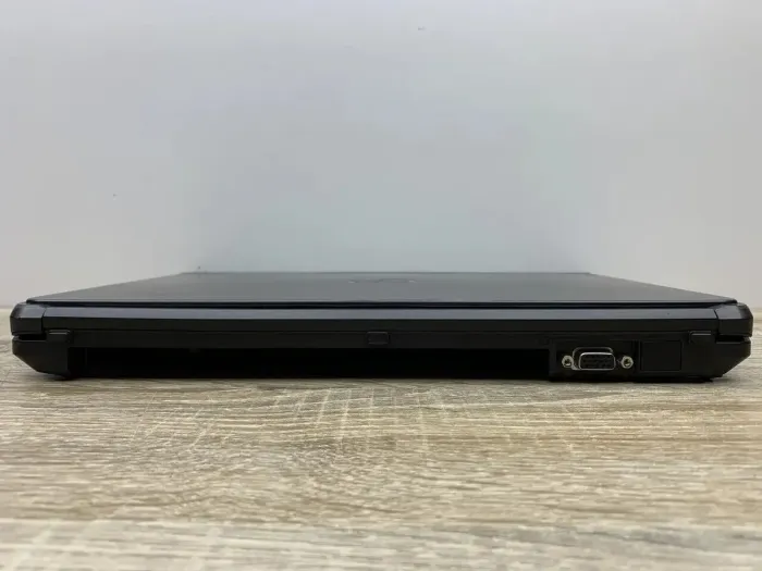 Ноутбук Б-клас Fujitsu LifeBook S792 / 13.3" (1366x768) TN / Intel Core i5-3340M (2 (4) ядра по 2.7 - 3.4 GHz) / 8 GB DDR3 / 120 GB SSD / Intel HD Graphics 4000 / Без АКБ б/в - зображення 5