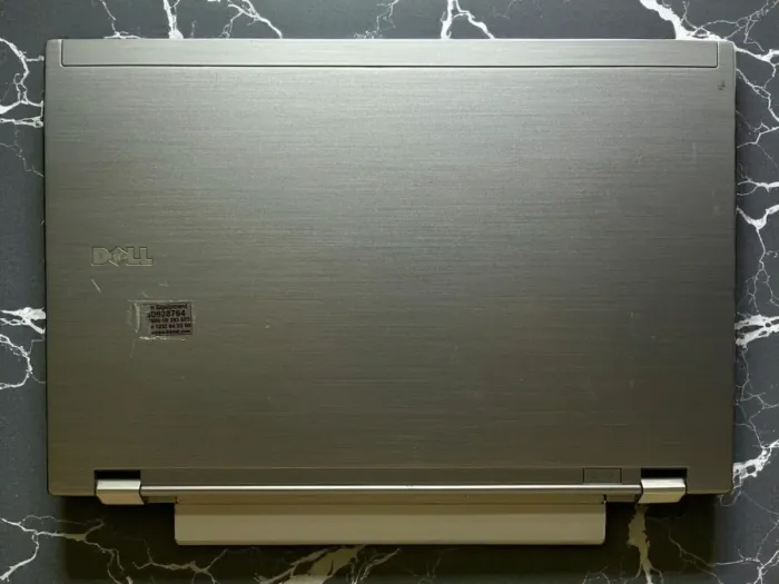 Ноутбук Б-клас Dell Latitude E4310 / 13.3" (1366x768) TN / Intel Core i5-520M (2 (4) ядра по 2.4 - 2.93 GHz) / 4 GB DDR3 / 250 GB HDD / Intel HD Graphics / WebCam б/в - зображення 7