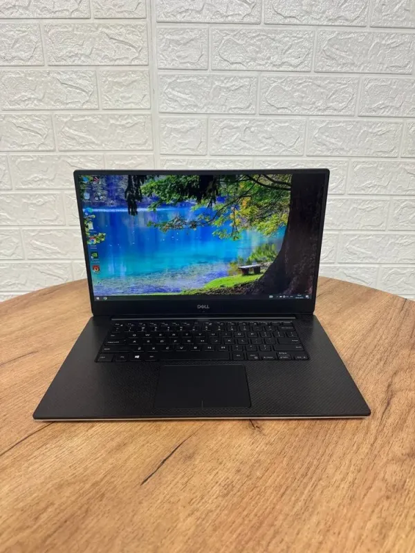 Ультрабук Dell XPS 15 9570 / 15.6" (1920x1080) IPS / Intel Core i7-11850H (8 (16) ядер по 2.1 - 4.8 GHz) / 16 GB DDR4 / 256 GB SSD / Intel UHD Graphics / WebCam б/в - зображення 2
