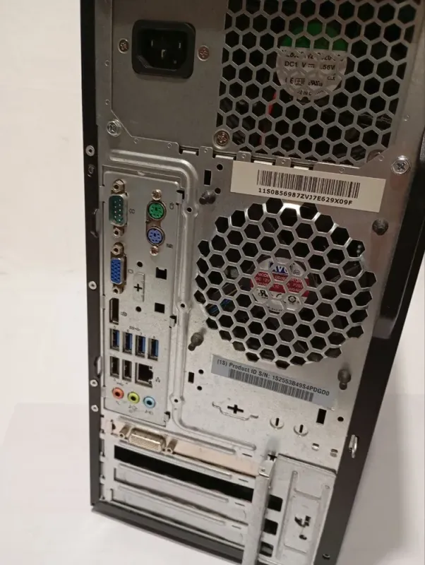 Робоча станція Lenovo ThinkStation E31 Tower / Intel Xeon E3-1230 v2 (4 (8) ядра по 3,3 - 3,7 ГГц) / 10 ГБ DDR3 / 240 ГБ SSD + 200 ГБ HDD / nVidia NVS 300, 512 МБ DDR3, 64-біт б/в - зображення 4