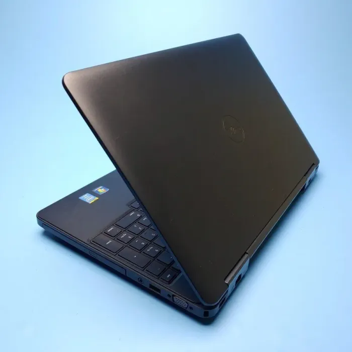 Ноутбук Dell Latitude E5540 / 15.6" (1366x768) TN / Intel Core i7-4600U (2 (4) ядра по 2.1 - 3.3 GHz) / 8 GB DDR3 / 240 GB SSD / nVidia GeForce GT 720M, 2 GB DDR3, 64-bit / Win 10 Pro б/в - зображення 7