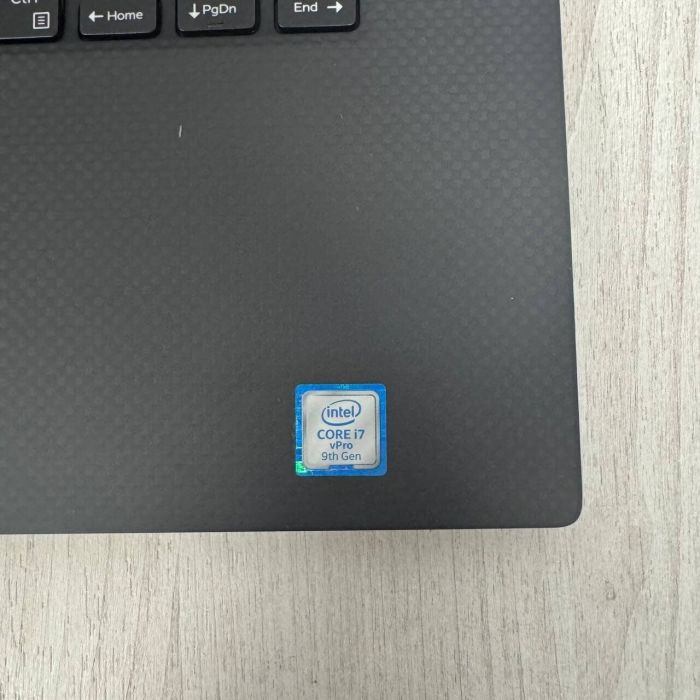 Мобільна робоча станція Б-класу Dell Precision 5540 / 15,6" (1920x1080) IPS / Intel Core i7-9850H (6 (12) ядер по 2,6 - 4,6 ГГц) / 16 ГБ DDR4 / 512 ГБ SSD / nVidia Quadro T1000, 4 ГБ GDDR5, 128-біт / WebCam б/в - изображение 3