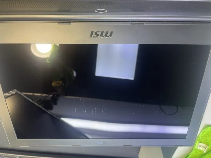 Ігровий ноутбук Б-клас MSI MS-16H2 / 15.6" (2880x1620) IPS / Intel Core i7-4710HQ (4 (8) ядра по 2.5 - 3.5 GHz) / 16 GB DDR3 / 480 GB SSD / nVidia GeForce GTX 870M, 3 GB GDDR5, 192-bit / WebCam б/в - зображення 3