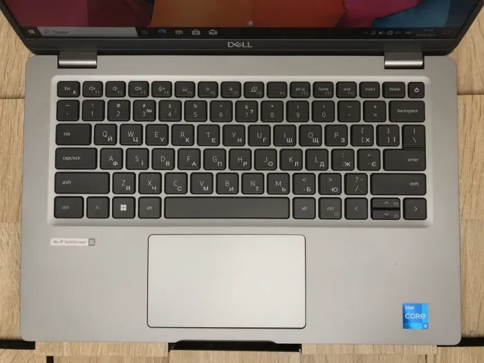 Ультрабук Dell Latitude 5430 / 14" (1920x1080) IPS / Intel Core i5-1245U (10 (12) ядер по 1.6 - 4.4 GHz) / 8 GB DDR4 / 256 GB SSD M.2 / Intel Iris Xe Graphics / WebCam / USB 3.2 / HDMI / Windows 10 б/в - зображення 3