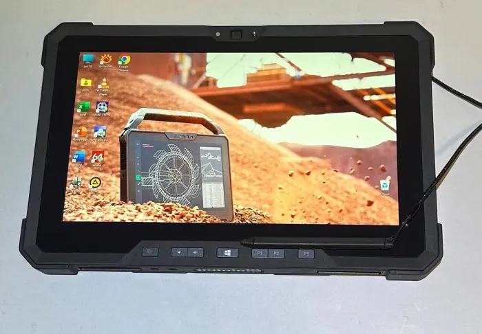 Захищений планшет Dell Latitude 7212 Rugged Extreme / 11,6'' (1920x1080) IPS / Intel Core i5-7300U (2 (4) ядра по 2,6 - 3,5 ГГц) / 16 ГБ DDR3 / 512 ГБ SSD / Intel HD Graphics 620 / WebCam б/в - зображення 2