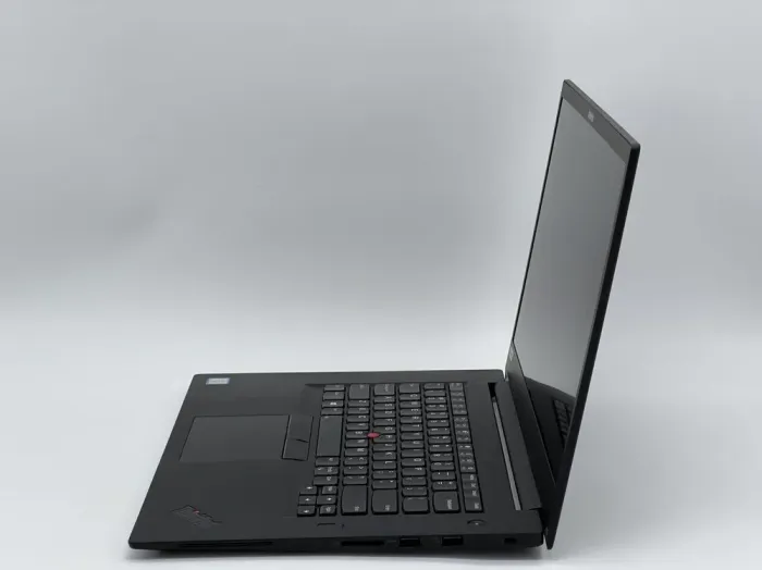 Мобільна робоча станція Lenovo ThinkPad P1 Gen 1 / 15.6" (1920x1080) IPS / Intel Core i7-8850H (6 (12) ядер по 2.6 - 4.3 GHz) / 32 GB DDR4 / 480 GB SSD / nVidia Quadro P1000, 4 GB GDDR5, 128-bit / WebCam б/в - зображення 4