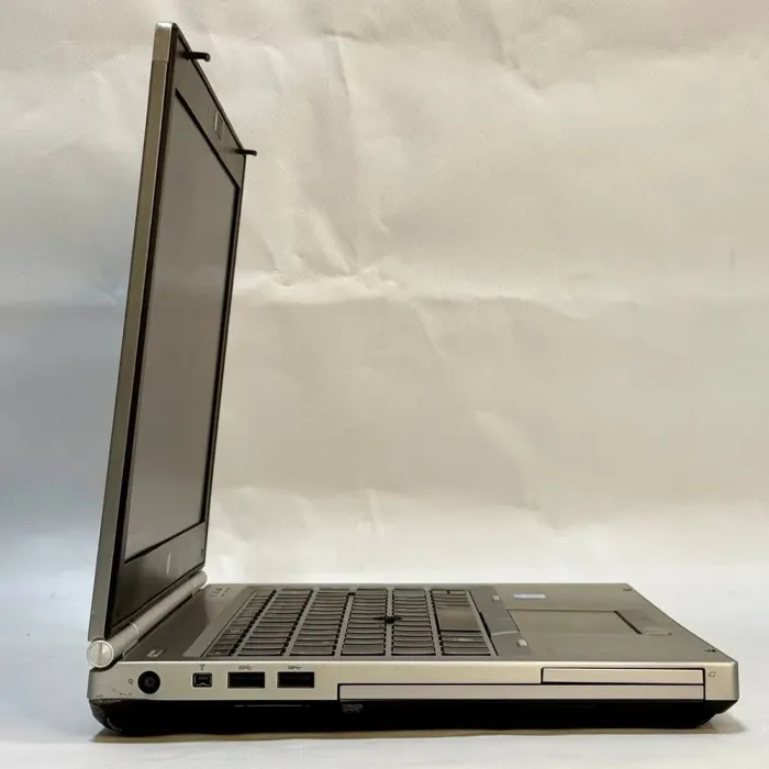 Ноутбук Б-клас HP EliteBook 8460p / 14" (1366x768) TN / Intel Core i5-2520M (2 (4) ядра по 2.5 - 3.2 GHz) / 8 GB DDR3 / 500 GB HDD / Intel HD Graphics 3000 / WebCam / DVD-ROM / Windows 10 Pro / АКБ не тримає заряд б/в - зображення 5