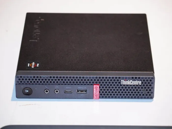 Неттоп Lenovo Thinkcentre m75q-1 USFF / AMD Ryzen 5 3400GE (4 (8) ядер на 3,3 - 4,0 ГГц) / 16 ГБ DDR4 / 512 ГБ SSD / AMD RX Vega 11 / USB 3.1 / Wi-Fi / Блок живлення в комплекті б/в - зображення 2