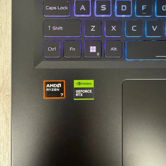 Ігровий ноутбук Acer Nitro 17 AN17-42 / 17,3" (1920x1200) IPS / AMD Ryzen 7 8845HS (8 (16) ядер по 3,8 - 5,1 ГГц) / 16 ГБ DDR5 / 512 ГБ SSD / nVidia GeForce RTX 4060, 8 ГБ GDDR6, 128-bit / WebCam б/в - зображення 5