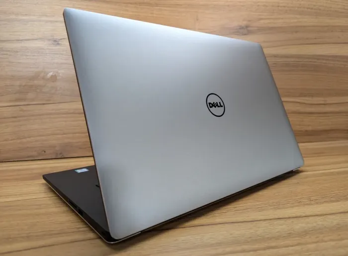 Ігровий ноутбук Dell XPS 15 9550 / 15.6" (1920x1080) IPS / Intel Core i7-6700HQ (4 (8) ядра по 2.6 - 3.5 GHz) / 16 GB DDR4 / 480 GB SSD / nVidia GeForce GTX 960M, 2 GB GDDR5, 128-bit / WebCam / HDMI / Windows 10 б/в - зображення 7