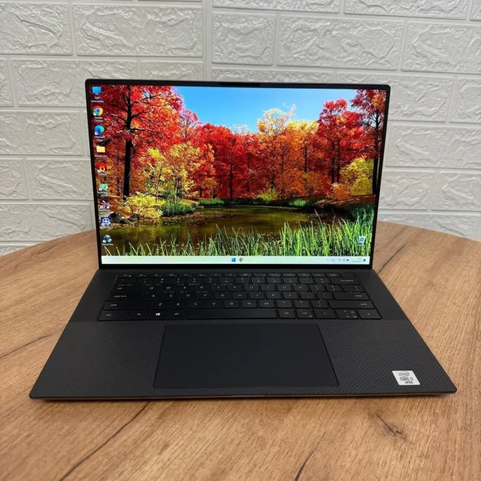 Мобільна робоча станція Dell Precision 5550 / 15.6" (1920x1200) IPS / Intel Core i7-10850H (6 (12) ядер по 2.7 - 5.1 GHz) / 32 GB DDR4 / 1000 GB SSD / nVidia Quadro T1000, 4 GB GDDR5, 128-bit / WebCam б/в - зображення 2
