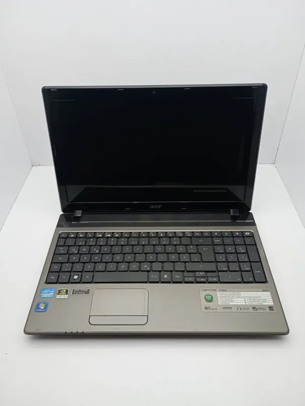 Ноутбук Б-клас Acer Aspire 5750G / 15.6" (1366x768) TN / Intel Core i5-2430M (2 (4) ядра по 2.4 - 3.0 GHz) / 6 GB DDR3 / 500 GB HDD / nVidia GeForce GT 520m, 1 GB DDR3, 64-bit / WebCam б/в - зображення 2