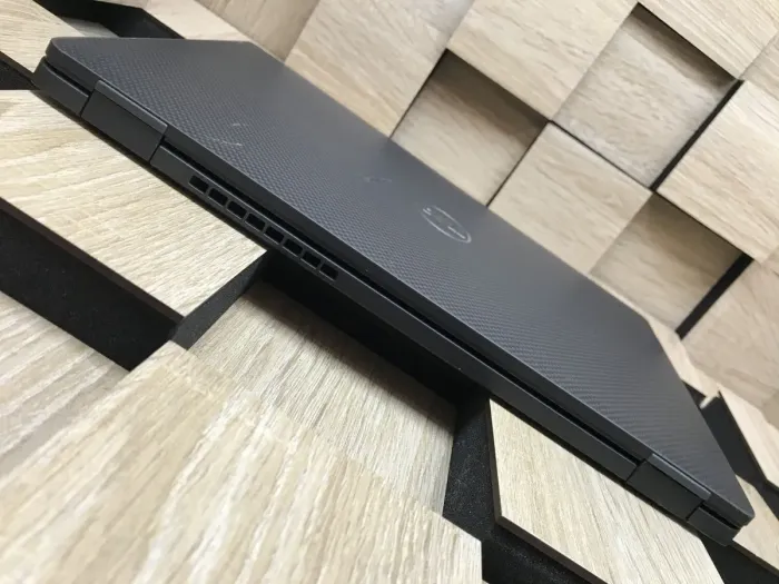 Ультрабук Б-клас Dell Latitude 7410 / 14" (1920x1080) IPS / Intel Core i5-10210U (4 (8) ядра по 1.6 - 4.2 GHz) / 8 GB DDR4 / 256 GB SSD M.2 / Intel UHD Graphics / WebCam / USB 3.2 / HDMI / Windows 10 б/в - зображення 7