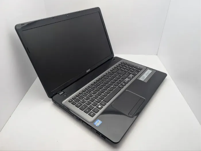 Ноутбук Acer TravelMate P273 / 17.3" (1600x900) TN / Intel Core i3-3120M (2 (4) ядра по 2.5 GHz) / 6 GB DDR3 / 750 GB HDD / Intel HD Graphics 4000 / WebCam б/в - зображення 6
