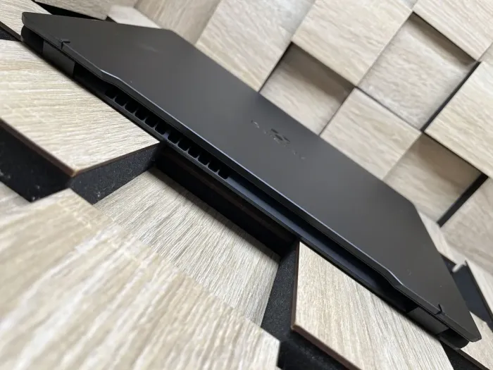 Ультрабук Б-клас Gateway GWTC71427-BK / 14.1" (1920x1080) IPS Touch / Intel Core i7-1255U (10 (12) ядер по 2.8 - 4.7 GHz) / 8 GB DDR4 / 512 GB SSD M.2 / Intel UHD Graphics / WebCam / Fingerprint б/в - зображення 7