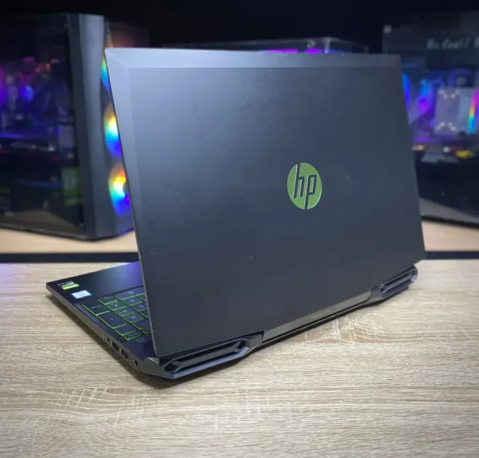 Ігровий ноутбук HP Pavilion Gaming 15 / 15.6" (1920x1080) IPS / Intel Core i5-9300H (4 (8) ядра по 2.4 - 4.1 GHz) / 16 GB DDR4 / 256 GB SSD + 480 GB SSD / nVidia GeForce GTX 1650, 4 GB GDDR5, 128-bit / WebCam б/в - зображення 6