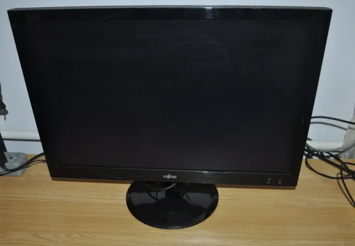 Монітор Б-клас Fujitsu L line SL22W-1/22" (1680x1050) TN/VGA, DVI + Кабелі (VGA або DVI на вибір) та блок живлення б/в - зображення 11