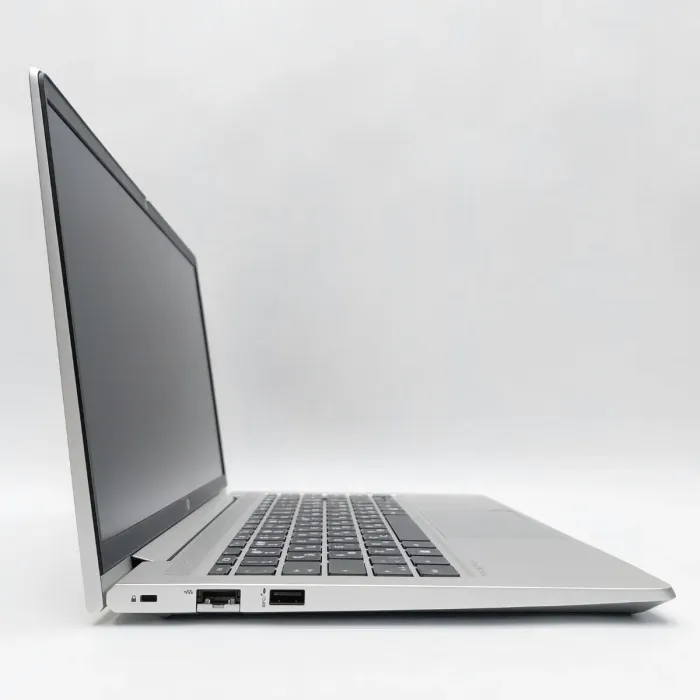 Ультрабук HP ProBook 445 G8 / 14" (1920x1080) IPS / AMD Ryzen 5 5600U (6 (12) ядер по 2.3 - 4.2 GHz) / 16 GB DDR4 / 256 GB SSD / Radeon Vega 7 Graphics / WebCam б/в - зображення 4
