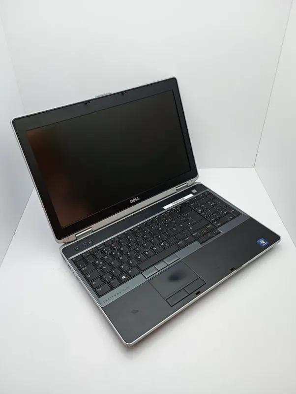 Ноутбук Dell Latitude E6530 / 15.6" (1920x1080) TN / Intel Core i5-3340M (2 (4) ядра по 2.7 - 3.4 GHz) / 8 GB DDR3 / 750 GB HDD / nVidia NVS 5200M, 1 GB DDR3, 64-bit / WebCam б/в - зображення 3