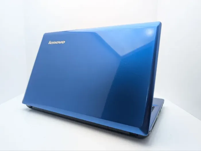 Ноутбук Lenovo G580 / 15.6" (1366x768) TN / Intel Pentium B960 (2 ядра по 2.2 GHz) / 8 GB DDR3 / 750 GB HDD / Intel HD Graphics / WebCam / DVD-ROM б/в - зображення 8