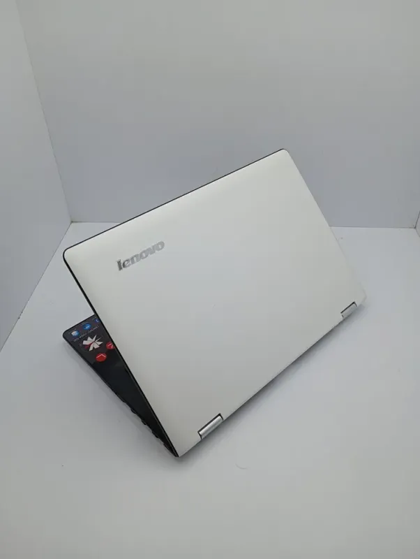 Ноутбук Lenovo Yoga 500 / 14" (1366x768) TN Touch / Intel Core i3-5005U (2 (4) ядра по 2.0 GHz) / 4 GB DDR3 / 240 GB SSD / nVidia GeForce 920M, 2 GB GDDR3, 64-bit / WebCam / HDMI б/в - зображення 7