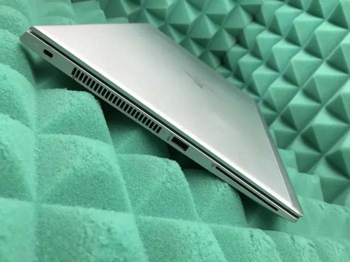 Ультрабук Б-клас HP EliteBook 840 G5 / 14" (1920x1080) IPS / Intel Core i5-8350U (4 (8) ядра по 1.7 - 3.6 GHz) / 16 GB DDR4 / 256 GB SSD M.2 / Intel UHD Graphics 620 / WebCam / Fingerprint / USB 3.1 / HDMI б/в - зображення 7