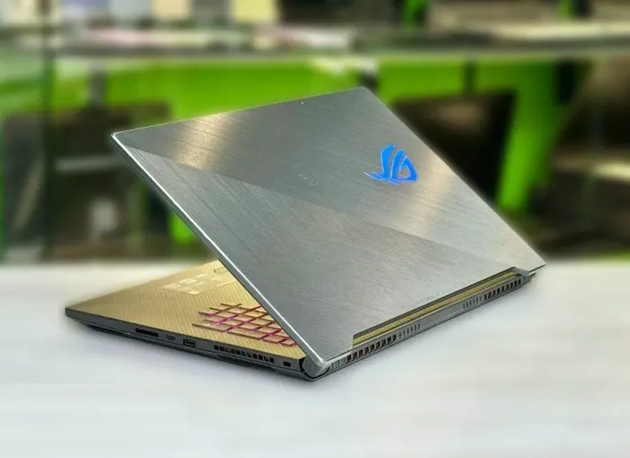 Ігровий ноутбук Б-клас Asus ROG StrixGL704G / 17.3" (1920x1080) IPS / Intel Core i7-8750H (6 (12) ядер по 2.2 - 4.1 GHz) / 32 GB DDR4 / 512 GB SSD M.2 / nVidia GeForce RTX 2060, 6 GB GDDR6, 192-bit / WebCam / Win 10 Home б/в - зображення 6