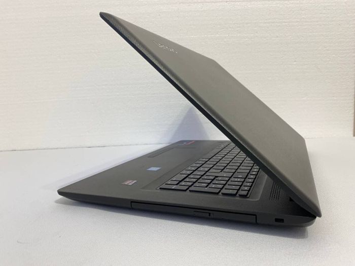 Ноутбук Б-клас Lenovo IdeaPad 110-17IKB / 17.3" (1600x900) TN / Intel Core i3-7100U (2 (4) ядра по 2.4 GHz) / 8 GB DDR4 / 240 GB SSD / AMD Radeon R5 M430, 2 GB GDDR3, 64-bit / WebCam / DVD-ROM б/в - зображення 8