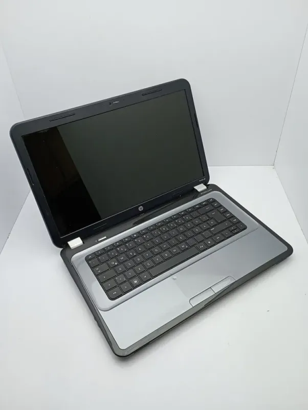 Ноутбук HP Pavilion g6-1000 / 15.6" (1366x768) TN / AMD A4-3300M (2 ядра по 1.9 - 2.5 GHz) / 6 GB DDR3 / 320 GB HDD / AMD Radeon HD 6480G / WebCam б/в - зображення 3