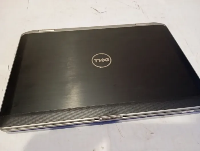 Ноутбук Б-клас Dell Latitude E6430 / 14" (1366x768) TN / Intel Core i5-3340M (2 (4) ядра по 2.7 - 3.4 GHz) / 4 GB DDR3 / 120 GB SSD / Intel HD Graphics 4000 / без АКБ б/в - зображення 7