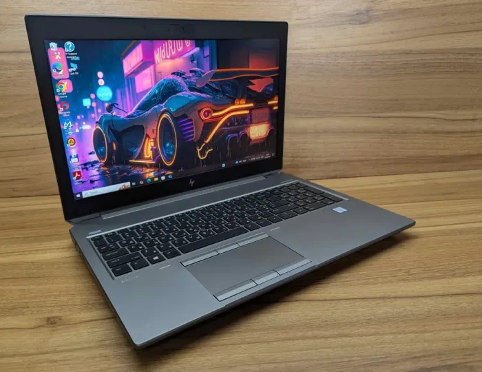 Мобільна робоча станція HP zBook 15 G5 / 15.6" (1920x1080) IPS / Intel Core i5-8400H (4 (8) ядра по 2.5 - 4.2 GHz) / 16 GB DDR4 / 512 GB SSD / nVidia Quadro P1000, 4 GB GDDR5, 128-bit / WebCam / TouchID / Windows 10 б/в - зображення 4