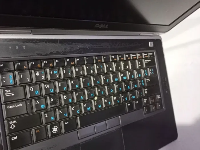 Ноутбук Б-клас Dell Latitude E6430 / 14" (1366x768) TN / Intel Core i5-3360M (2 (4) ядра по 2.8 - 3.5 GHz) / 4 GB DDR3 / 120 GB SSD / Intel HD Graphics 4000 / WebCam / DVD-RW б/в - зображення 9