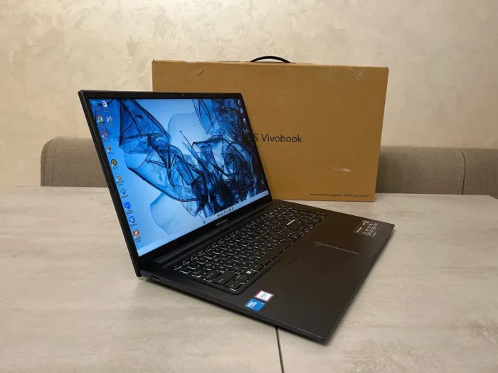 Ультрабук Asus Vivobook 17 F1704V / 17.3" (1920x1080) IPS / Intel Core 5 120U (10 (12) ядер по 1.4 - 5.0 GHz) / 16 GB DDR4 / 512 GB SSD M.2 / Intel Graphics / WebCam б/в - зображення 5