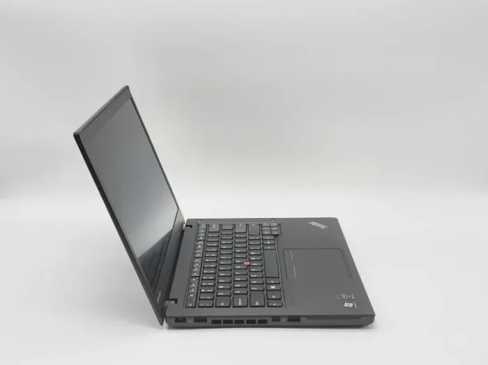 Ноутбук Lenovo ThinkPad T440s / 14" (1920x1080) IPS / Intel Core i5-4300U (2 (4) ядра по 1.9 - 2.9 GHz) / 12 GB DDR3 / 250 GB SSD / Intel HD Graphics 4400 / WebCam б/в - зображення 3