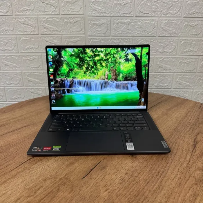 Ігровий ультрабук Lenovo Slim 7 ProX 14ARH7 / 14.5" (3072x1920) IPS Touch / AMD Ryzen 7 6800HS (8 (16) ядер по 3.2 - 4.7 GHz) / 16 GB DDR5 / 1000 GB SSD NVMe / nVidia GeForce RTX 3050, 4 GB GDDR6, 128-bit / WebCam б/в - зображення 2