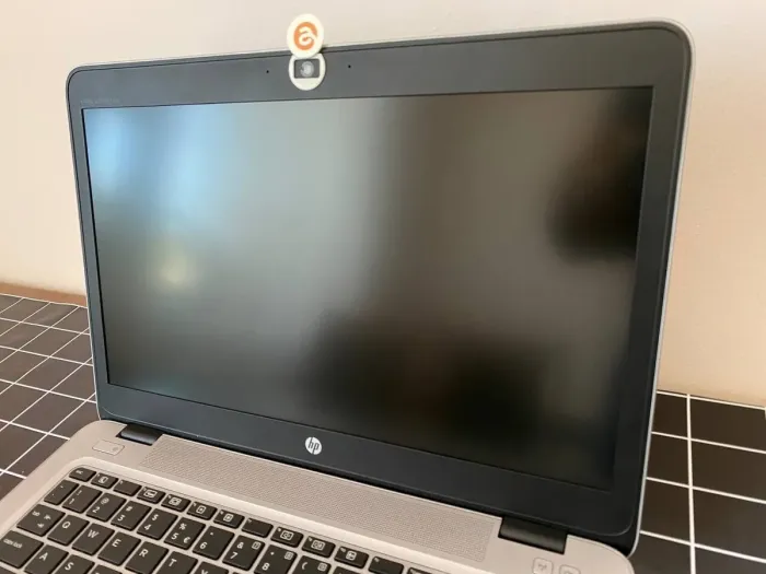 Ультрабук HP EliteBook 840 G4 / 14" (1366x768) TN / Intel Core i5-7200U (2 (4) ядра по 2.5 - 3.1 GHz) / 8 GB DDR4 / 256 GB SSD M.2 / Intel HD Graphics 620 / WebCam / DisplayPort б/в - зображення 4