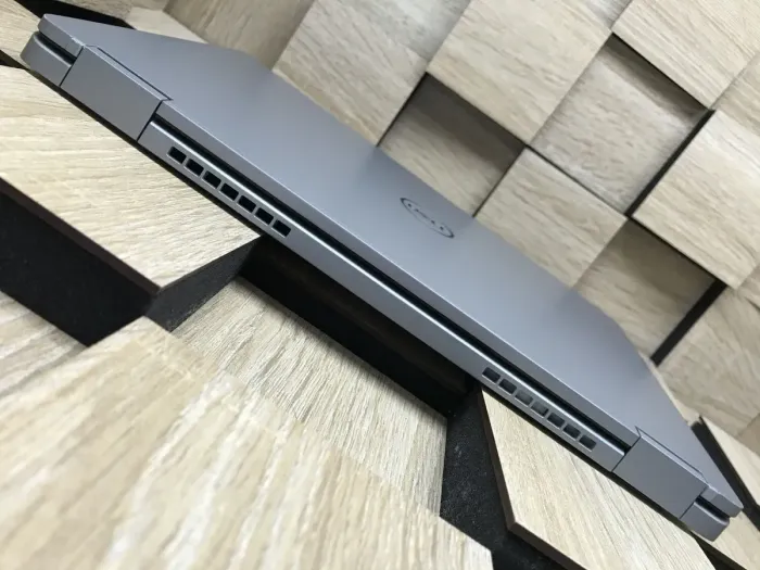 Ультрабук-трансформер Dell Latitude 3310 2-in-1 / 13.3" (1920x1080) IPS Touch / Intel Core i3-8145U (2 (4) ядра по 2.1 - 3.9 GHz) / 8 GB DDR4 / 240 GB SSD M.2 / Intel UHD Graphics / WebCam / Windows 10 б/в - зображення 7