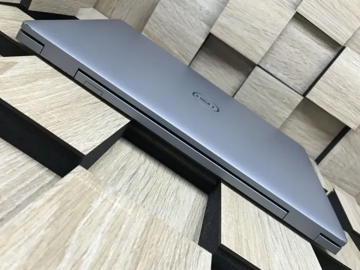 Ноутбук Б-клас Dell Latitude 5530 / 15.6" (1920x1080) IPS / Intel Core i5-1235U (10 (12) ядер по 1.3 - 4.4 GHz) / 16 GB DDR4 / 240 GB SSD M.2 / Intel Iris Xe Graphics / USB 3.2 / HDMI / Windows 10 б/в - зображення 7