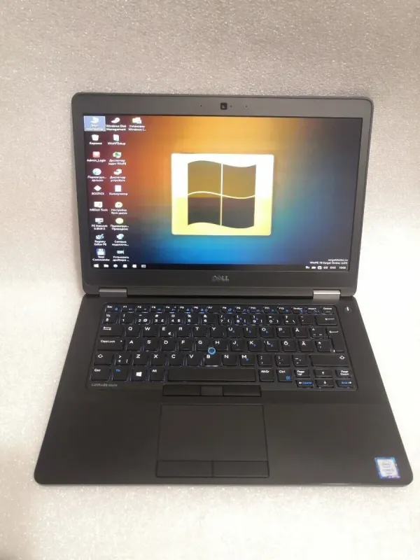 Ультрабук Dell Latitude / 14" IPS / Core i5-6200U (2(4) ядра по 2.3-2.8GHz) / 8GB DDR4 / 128GB SSD / HD Graphics 530 / WebCam / HDMI б/в - зображення 2