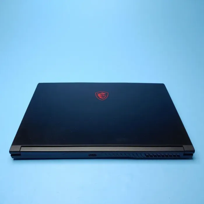 Ігровий ноутбук MSI GF63 Thin 10SC / 15.6" (1920x1080) IPS / Intel Core i5-10500H (6 (12) ядер по 2.5 - 4.5 GHz) / 8 GB DDR4 / 256 GB SSD / nVidia GeForce GTX 1650 Max-Q, 4 GB GDDR6, 128-bit / WebCam / Win 11 Home б/в - зображення 3