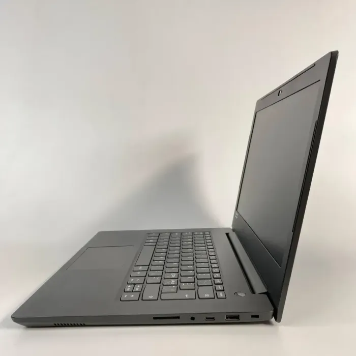 Ноутбук Б-клас Lenovo IdeaPad V330-14IKB / 14" (1920x1080) TN / Intel Core i5-8250U (4 (8) ядра по 1.6 - 3.4 GHz) / 8 GB DDR4 / 256 GB SSD / Intel UHD Graphics 620 / HDMI б/в - зображення 5
